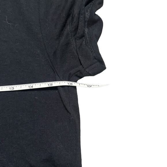 Gymshark Women's Short Sleeve Asymmetrical Black T-Shirt Size XS - Picture 6 of 8